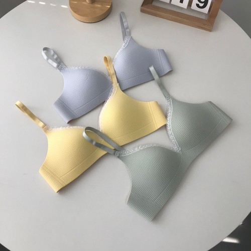 Japanese-style one-piece seamless sweet and cute lace high school student girl underwear female comfortable and non-sense bra