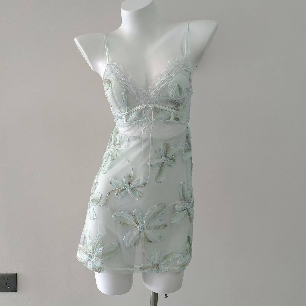 French-Style Lace Mesh Nightgown, Embossed Floral Blue Short Babydoll with Hollow-Out Detail — detail image 2