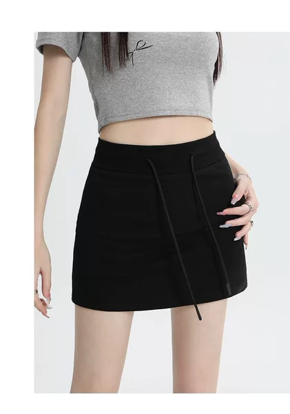 Hot girl drawstring skirt, summer 2026 new style, high-waisted, slimming, hip-hugging, A-line, gray, petite sports mini skirt