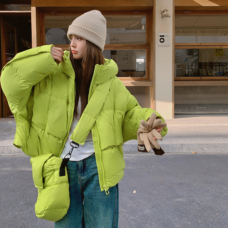 实拍超好看多巴胺荧光绿短款面包羽绒服女冬高级设计感小众厚外套