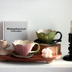 ニッチな手描きのチューリップの花のセラミックコーヒーカップとソーサーセット、中古カップ、アフタヌーンティーラテ、ラテアートウォーターカップ