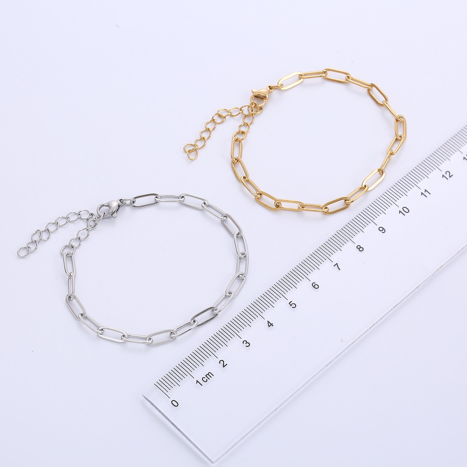 5g Weight PVD Coated Gold Plating Process Simple Style Geometric 304 Stainless Steel 18K Gold Plated No Inlaid Stainless Steel Bracelets In Bulk