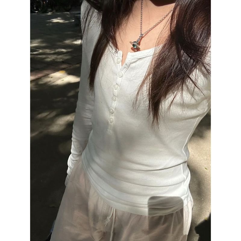 纯色U领半排扣正肩打底上衣女2025秋季简约显瘦内搭露锁骨长袖T恤|undefined