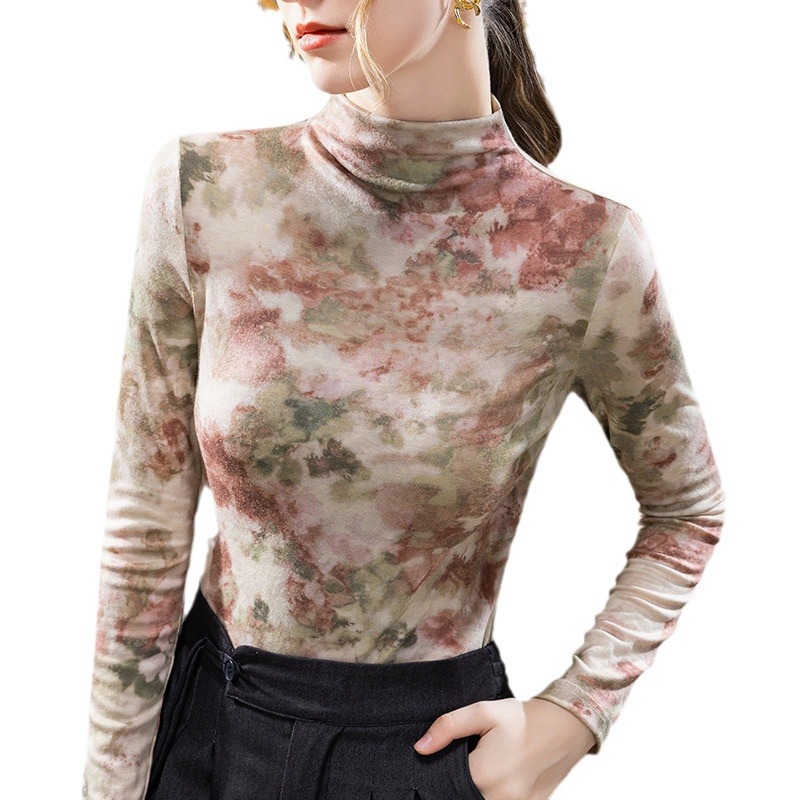 Camiseta básica de cuello medio para mujer, ropa femenina estilo europeo 2024, camiseta de manga larga con estampado de bloques de color, capa interior que estiliza la cintura, top elegante.