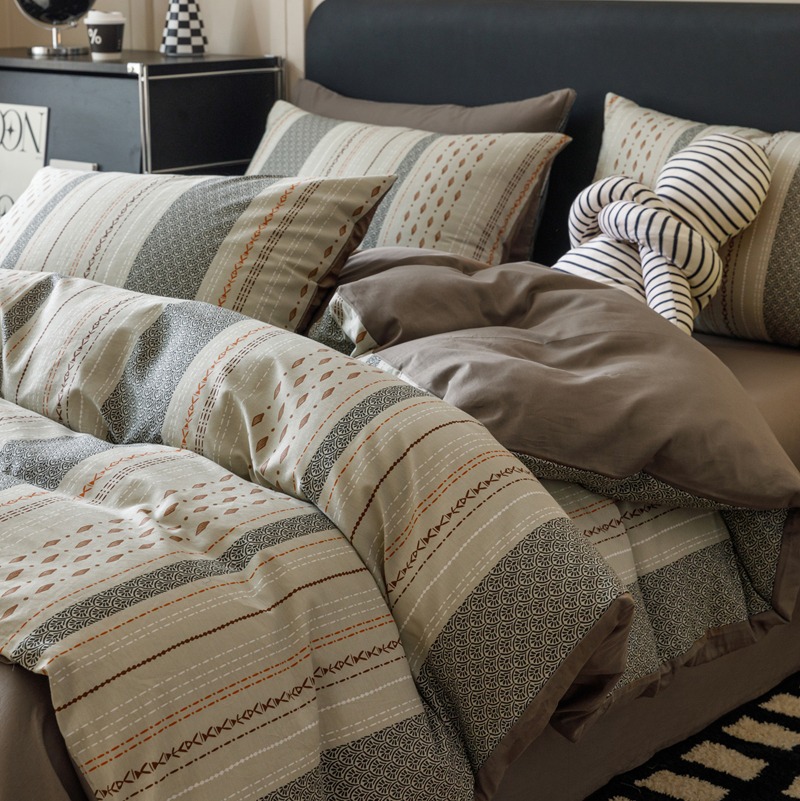 Cama de algodón de cuatro piezas, nueva sábanas de dormitorio de algodón, colchón doble, ropa de cama de tres piezas, impresión de alta calidad de cuatro piezas