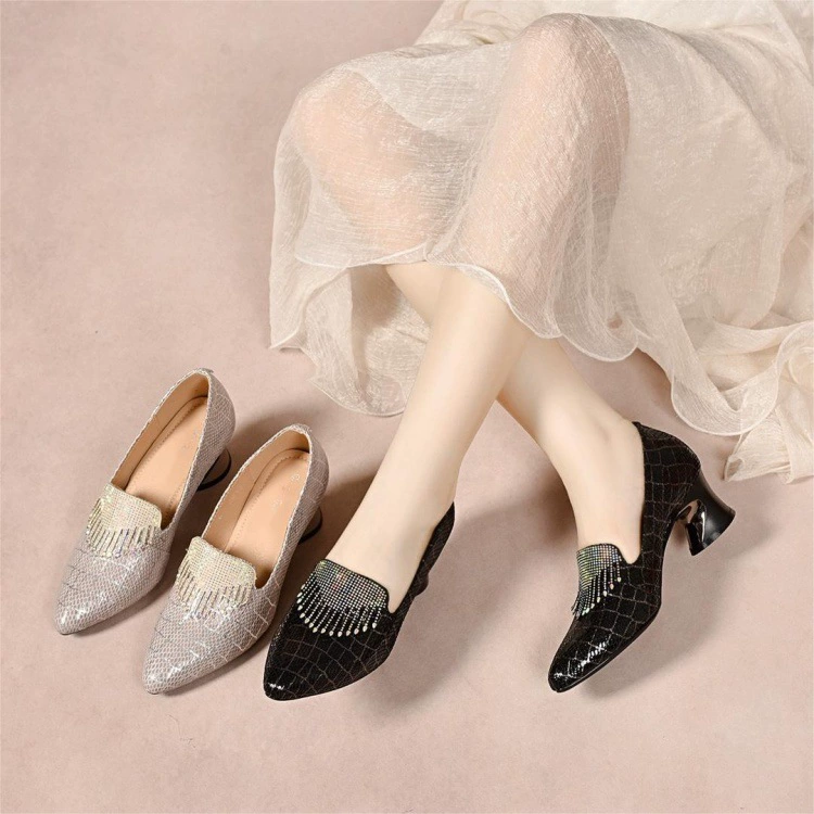 Женские туфли из овчины с острым носком, стразами, асимметричным каблуком и глубоким вырезом, весна-осень 2025, новый корейский стиль, прямые поставки с фабрики, оптом