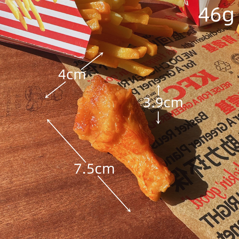Venta al por mayor de fábrica de modelos de comida realistas: papas fritas, muslos de pollo, alas, garras de cangrejo estilo Orleans, modelos de comida frita, accesorios realistas de alta calidad.
