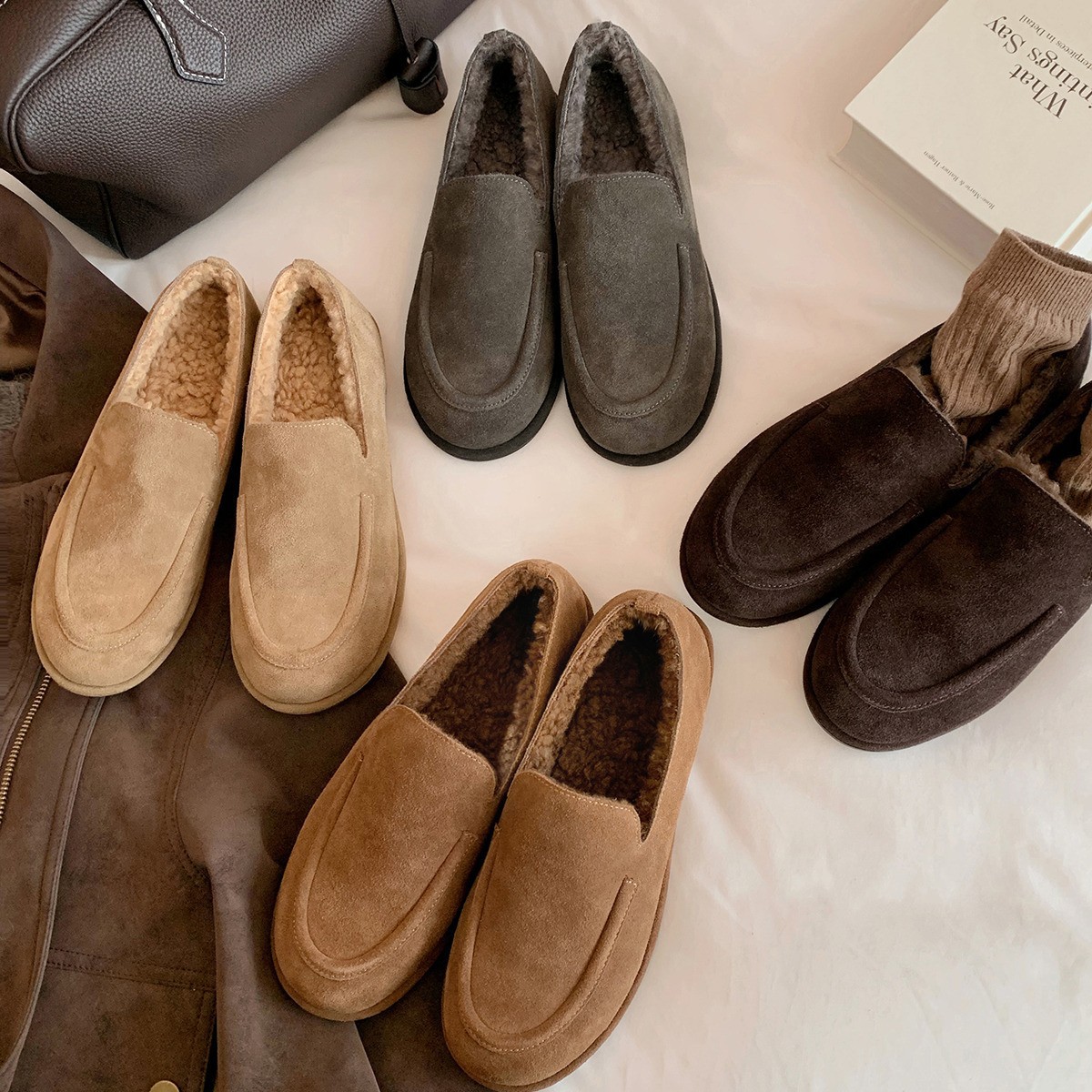 葡萄妈同款现货~ 极简舒适圆头懒人加绒老钱乐福毛毛单鞋秋冬新款