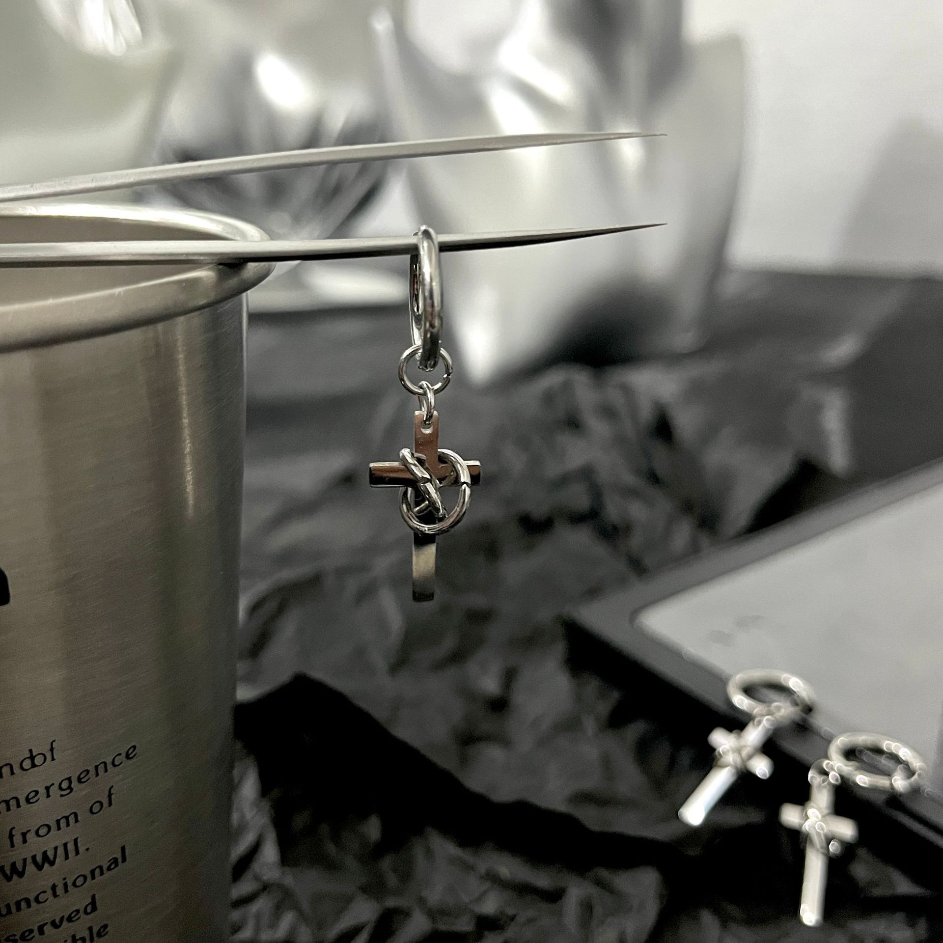 Single cross earring [needs pierced ears]