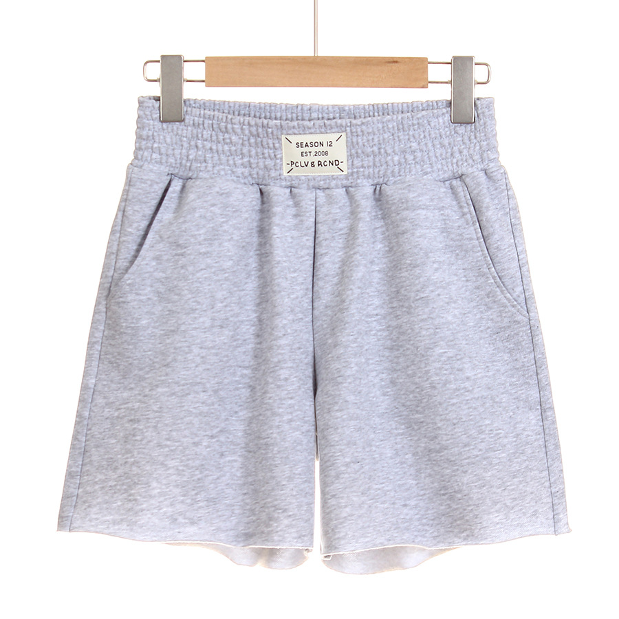 Women's relaxed wide-leg cotton shorts detail 6