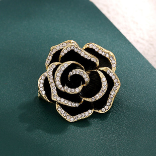 High-grade Camellia Brooch Women's Exquisite Niche Design Sense Trendy High-grade Sense Corsage Suit Rose Pin Accessories