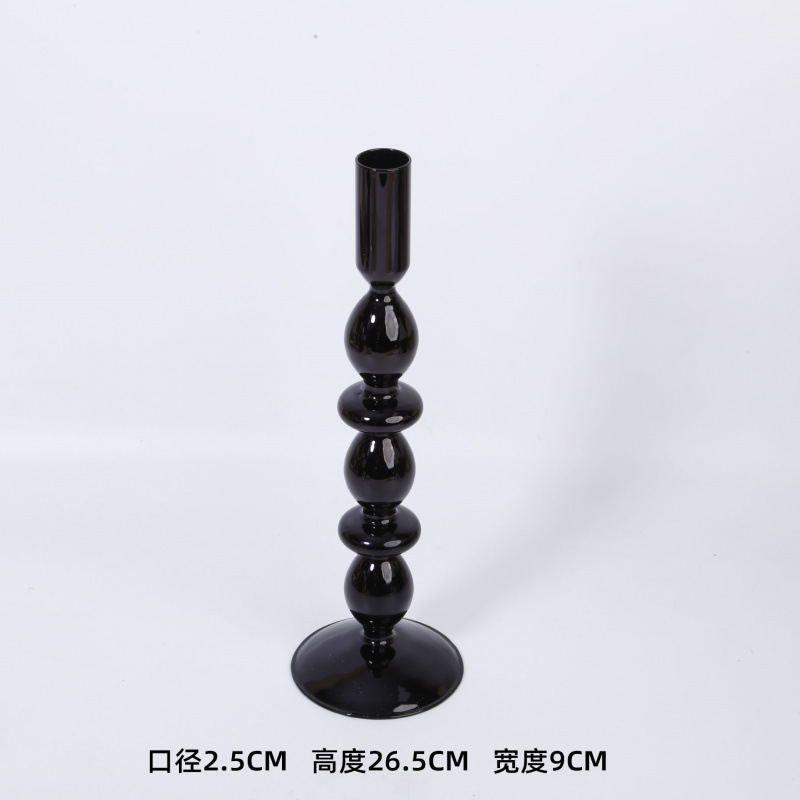 검은 촛대