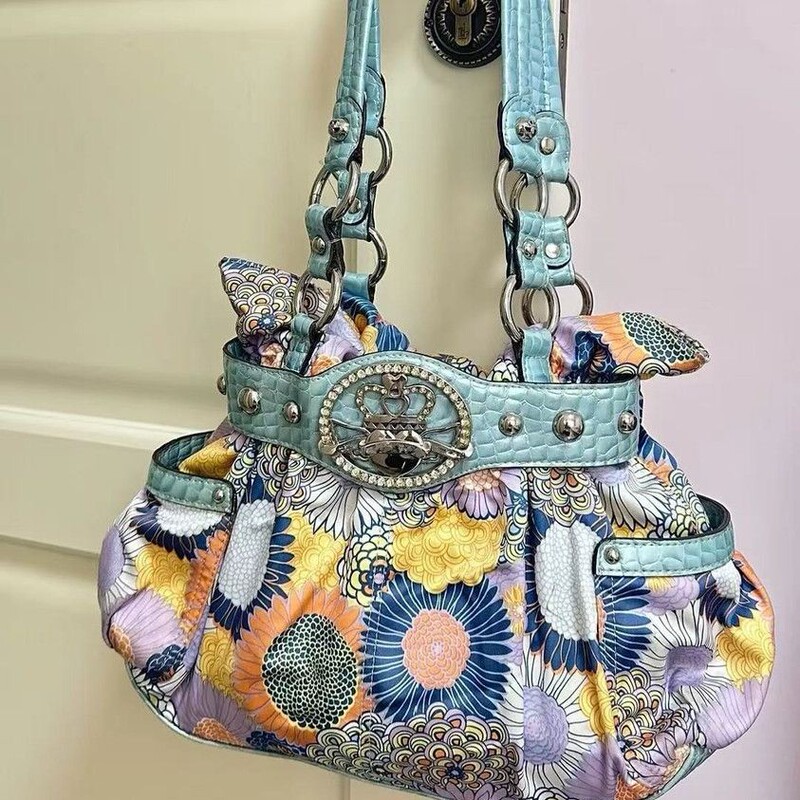 2025 New Style Women's Bag American Retro Y2K Sexy Satchel Armpit Bag Niche Subculture Simple Tote Bag