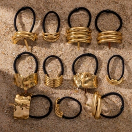 项链;手链;耳环