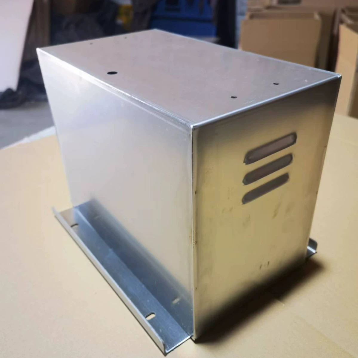 Фабрика прямых продаж листового металла корпус корпуса обработанный свинья сверчка из нержавеющей стали поверхность матовая нержавеющая сталь контроллер грамм