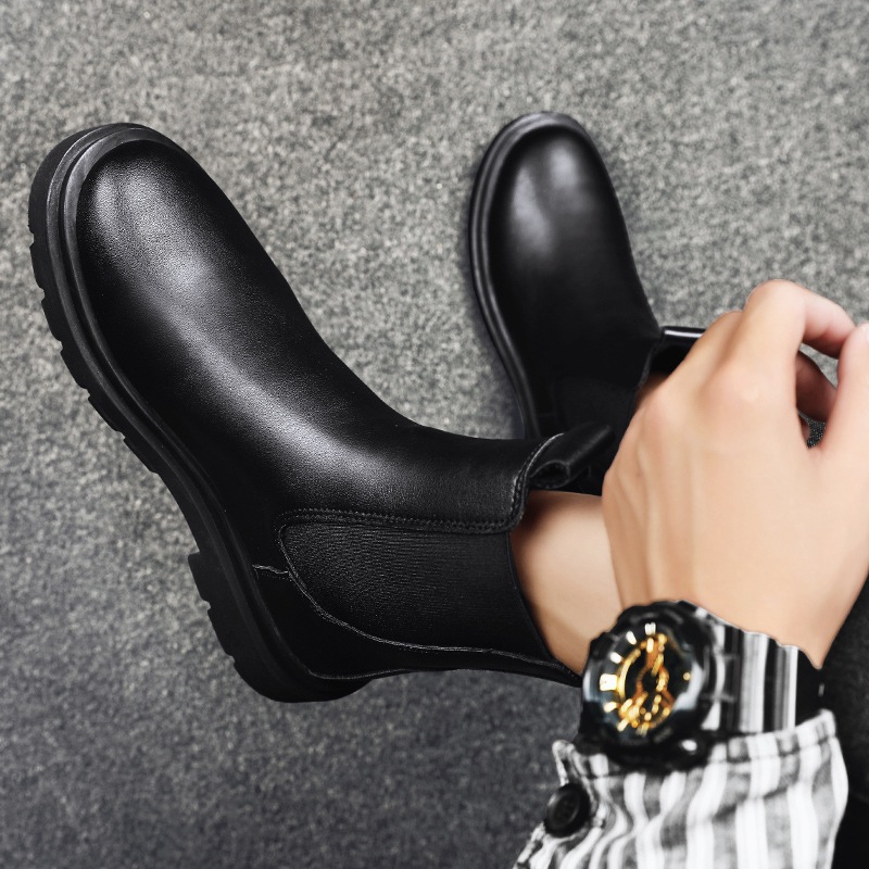 Otoño y invierno botas Martin botas de trabajo de hombre botas deportivas casuales de alta altura zapatos de hombre moda coreana botas de terciopelo gruesas para hombre