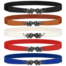 ����Ůʿ�b��B��ȹ�Ӻ��s�ٴ���ë�´��������r���ɾo����������