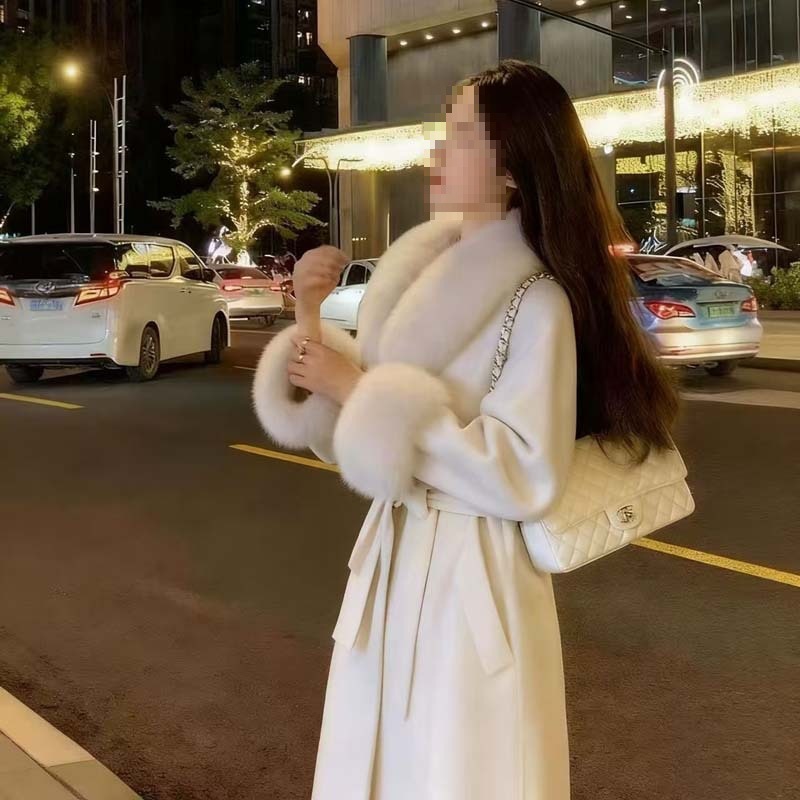 New Elegant Fur Collar Hepburn Style Woolen Outwear for Women 2026 Autumn and Winter Elegant Mid-Length Suit Jacket and Windbreaker