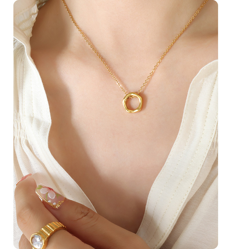 Fashion Round Titanium Steel Necklace Plating Stainless Steel Necklaces