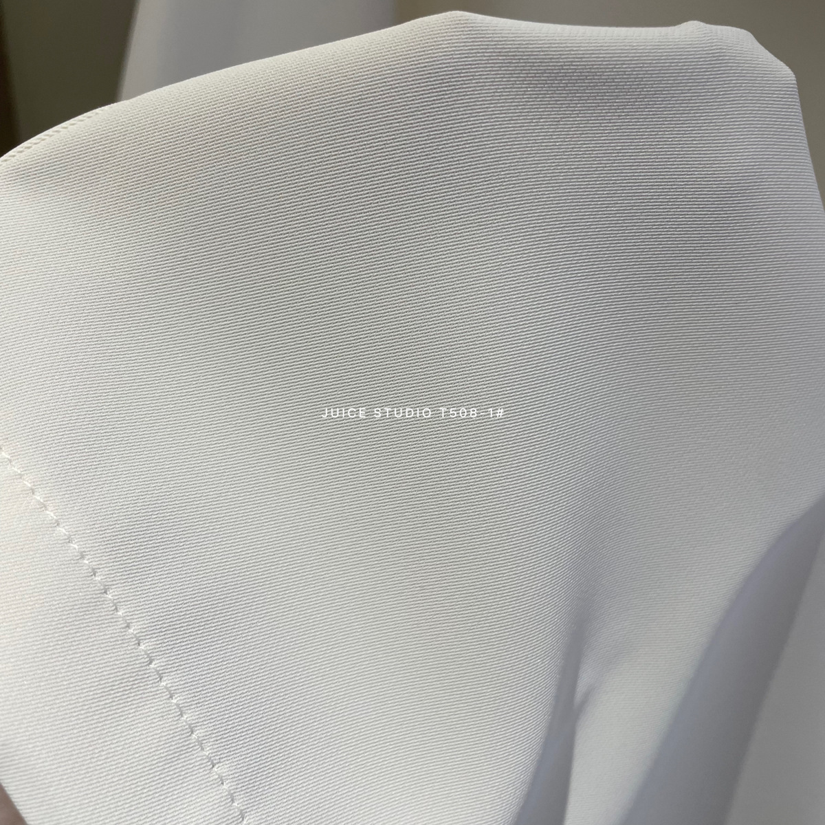 393FAC57-0E53-4716-B3A6-3FC7FD