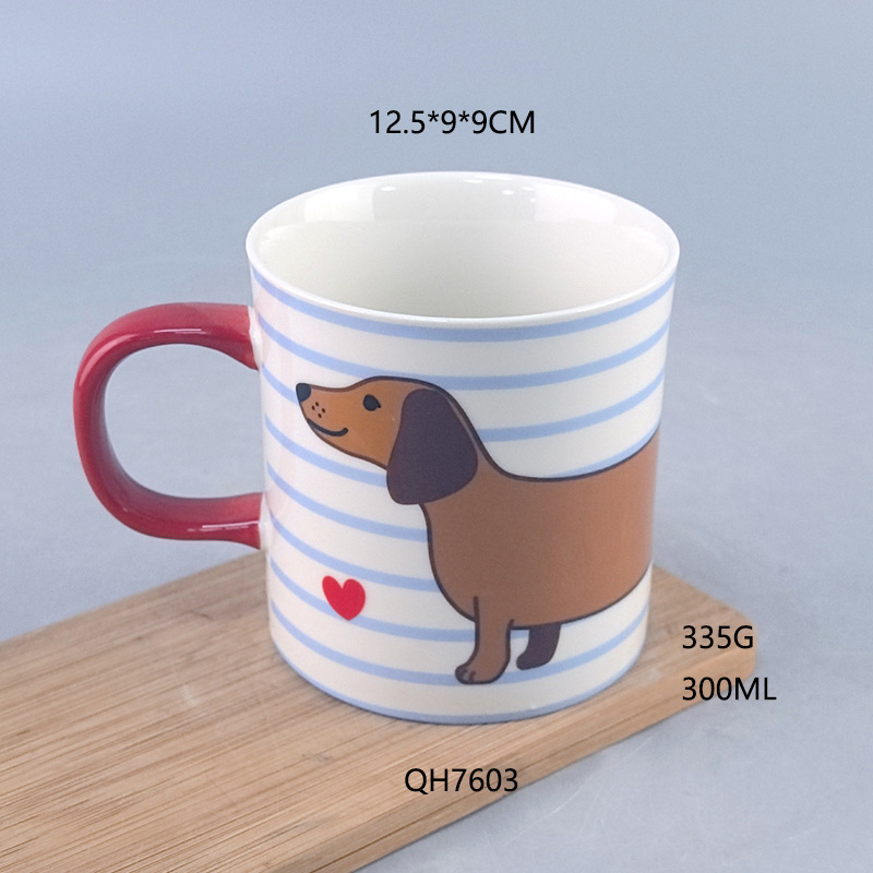 Copa de perro de salchicha de cerámica