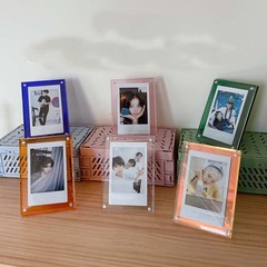 Cross-border 3-inch acrylic photo display stand with transparent laser 3-inch photo small card frame strong magnet