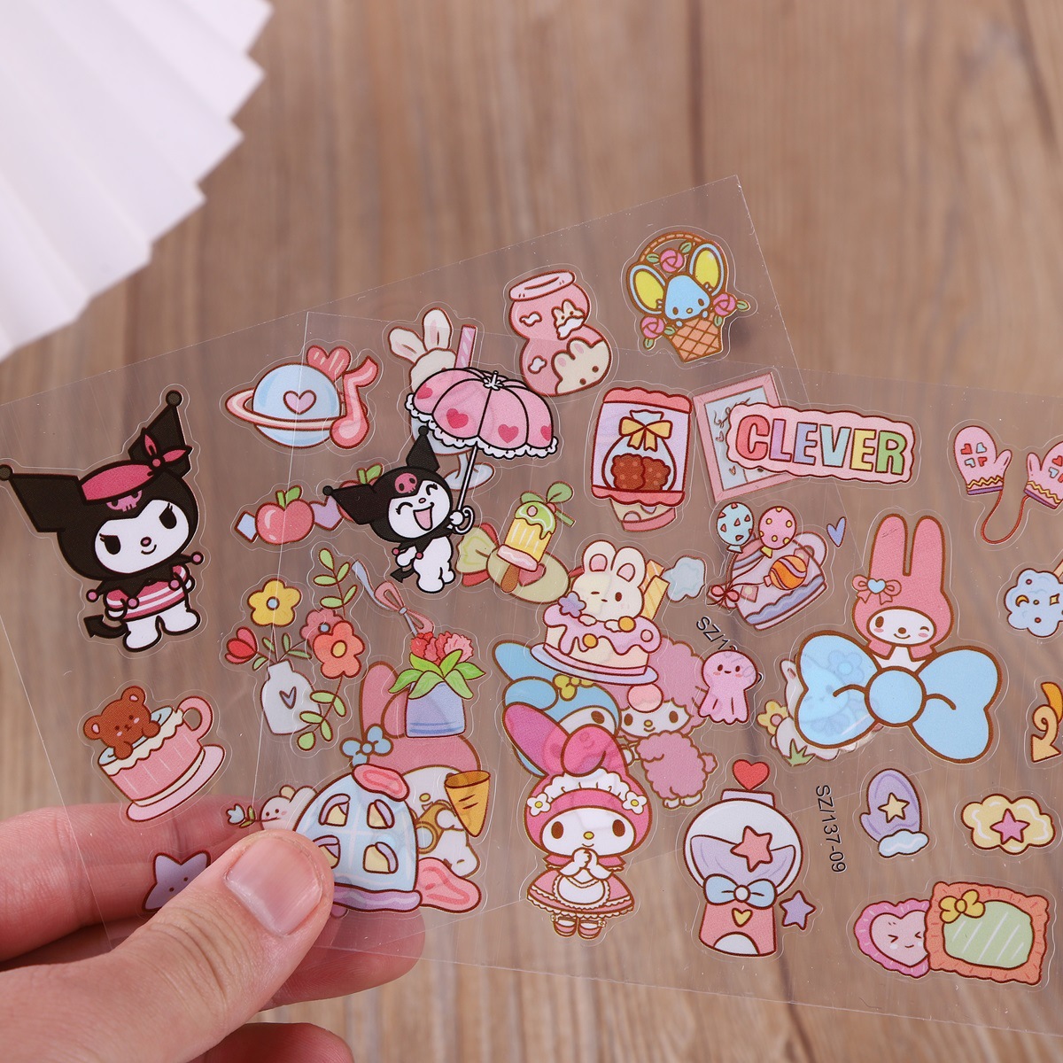 Paquete de pegatinas portátiles Kindergarten Recompensa para niños Regalo pequeño Carga de mano Material de decoración Pegatinas de dibujos animados para niñas