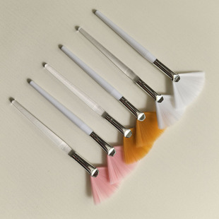 Source Fan-Shaped Mask Brush, Fruit Acid Brush, Rejuvenating Soft Bristle Brush, Skin Management Beauty Salon Brush