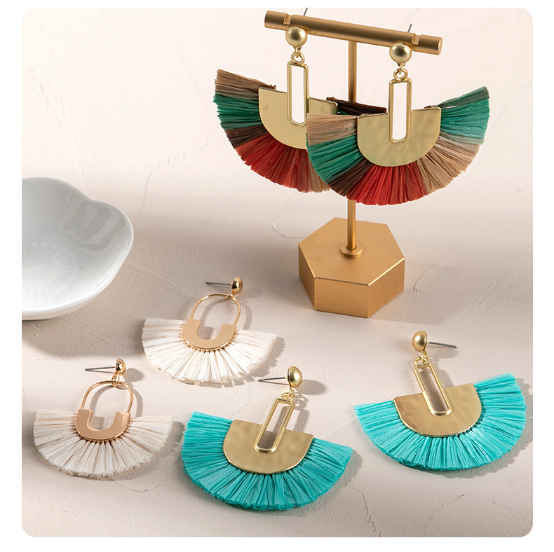 1 Pair Fashion Flower Rattan Handmade Women's Drop Earrings display picture 7