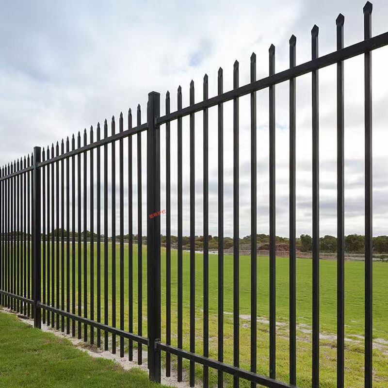 Cross-Border Export of Black Iron Fence Railings, Australian Fences, Villa Fences
