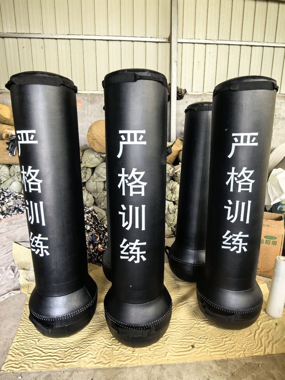 Headquarters Outline Tumbler Sandbag Fighting Basic Skills Training Platform Special 90kg Height 1.8m