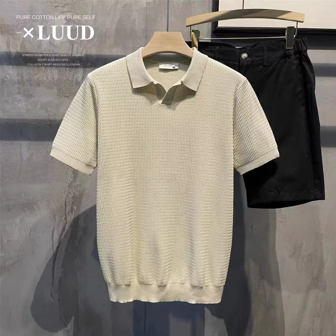 Verano nuevo suéter de punto de seda de hielo de manga corta para hombres camisa POLO de negocios delgada con cuello en V comercio exterior coreano al por mayor transfronterizo