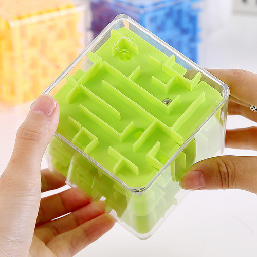 Creative six-sided maze, children's 8cm large 3D cube maze educational toy for girls and boys