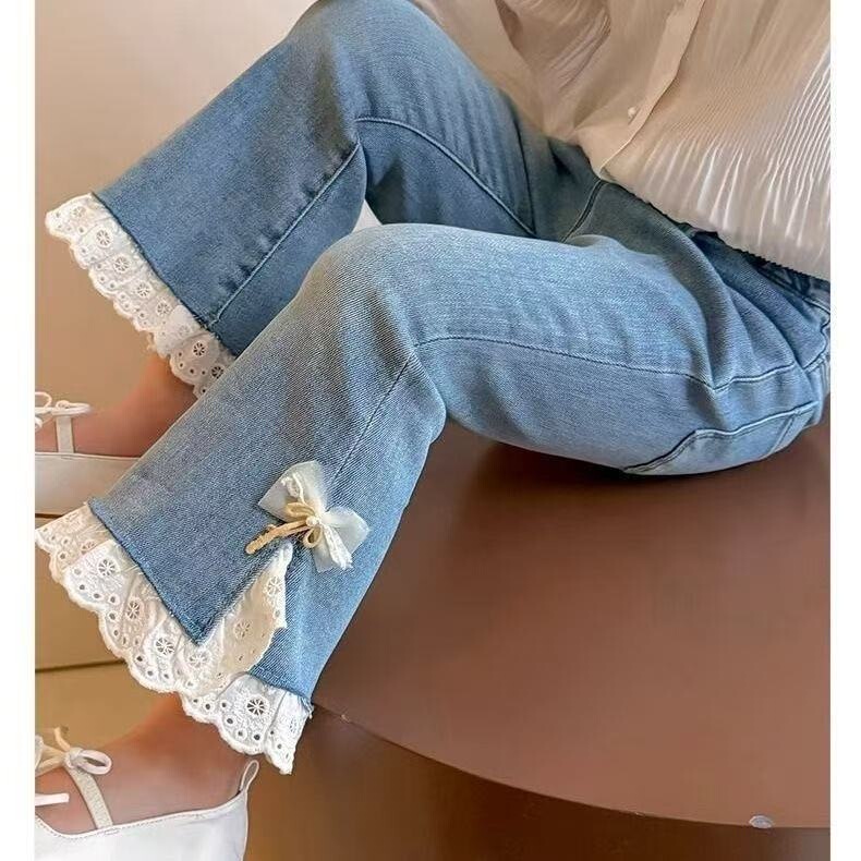 Girls' Autumn Jeans with Lace Trim, Slightly Flared, 2026 New Style, Spring and Autumn Trendy Versatile Bell-Bottom Pants, Fashionable Baby Pants