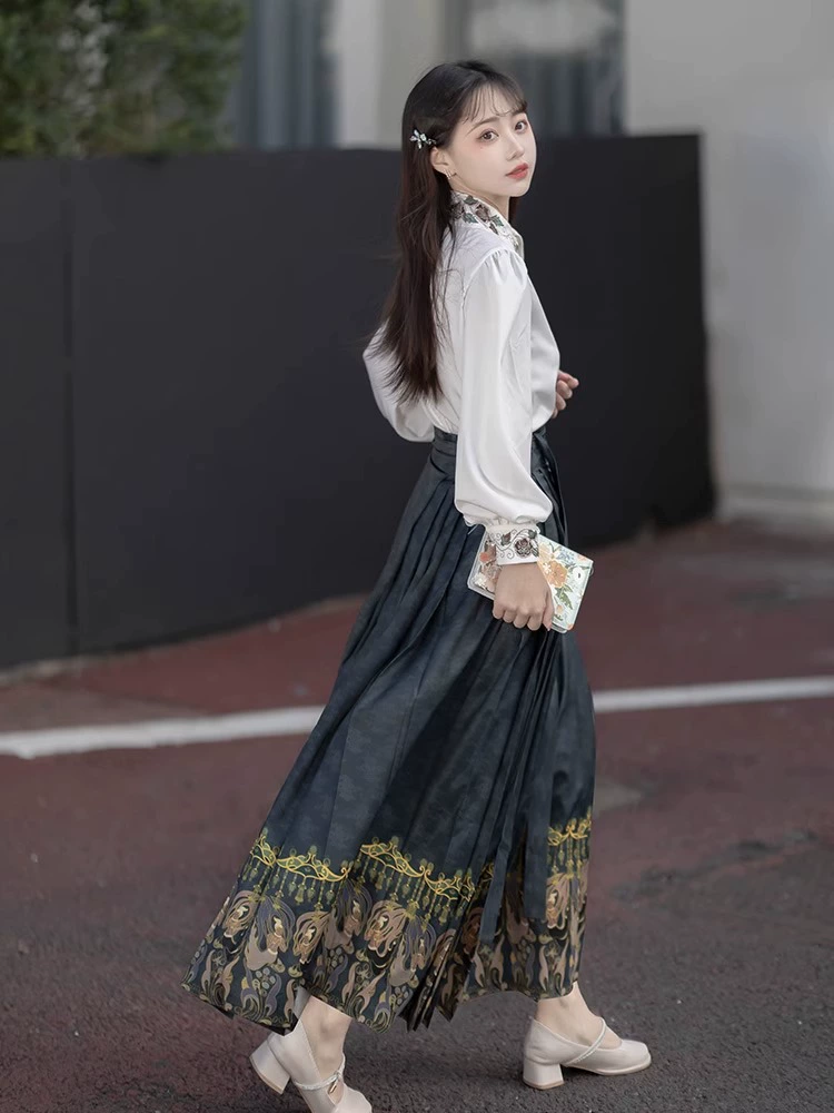 Оригинальные Hanfu типа одна лошадь-гладка юбка пара-воротная рубашка повседневная улучшенная модель подделка макияж лошадь-перловый набор осень-зима