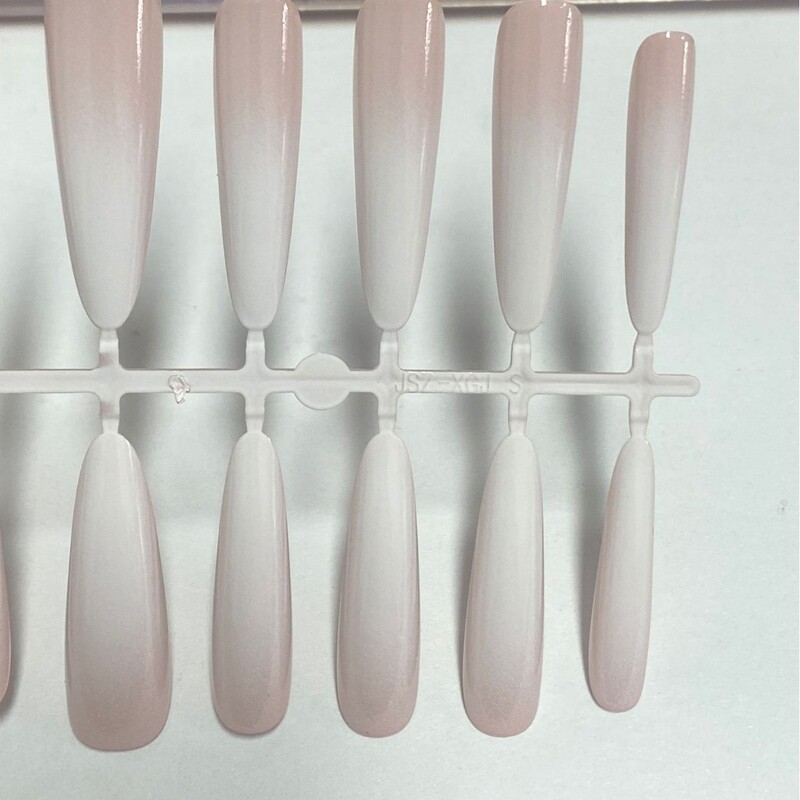 New Popular Wearable Nails, Pre-Sprayed Colored Nails, Removable Manicure, Ice-Transparent, Traceless, Ultra-Thin Gradient Nude Color