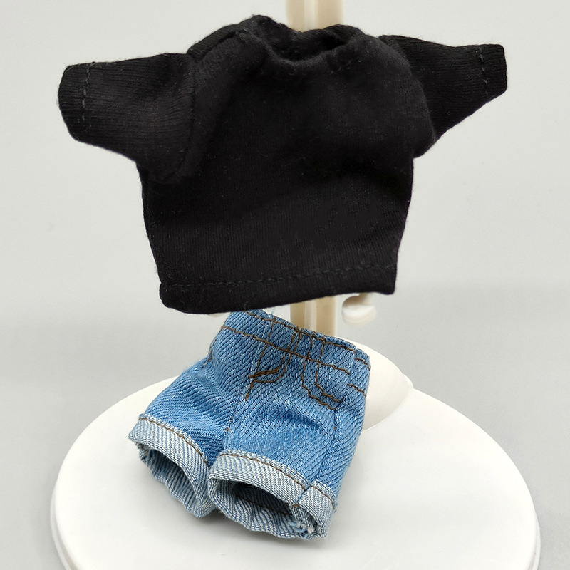 Blame high clothes black T -shirt plus blue small size denim shorts