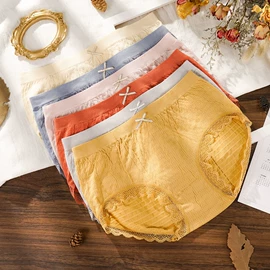 女士三角裤;无痕文胸;裹胸、抹胸