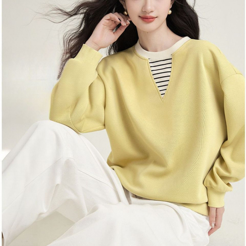 Age-Reducing College Style 26 Early Spring New Versatile and Comfortable Xinjiang Long-Staple Cotton Fake Two-Piece Round-Neck Sweatshirt Age-Reducing College Style 26 Early Spring New Versatile and Comfortable Xinjiang Long-Staple Cotton Fake Two-Piece Round-Neck Sweatshirt