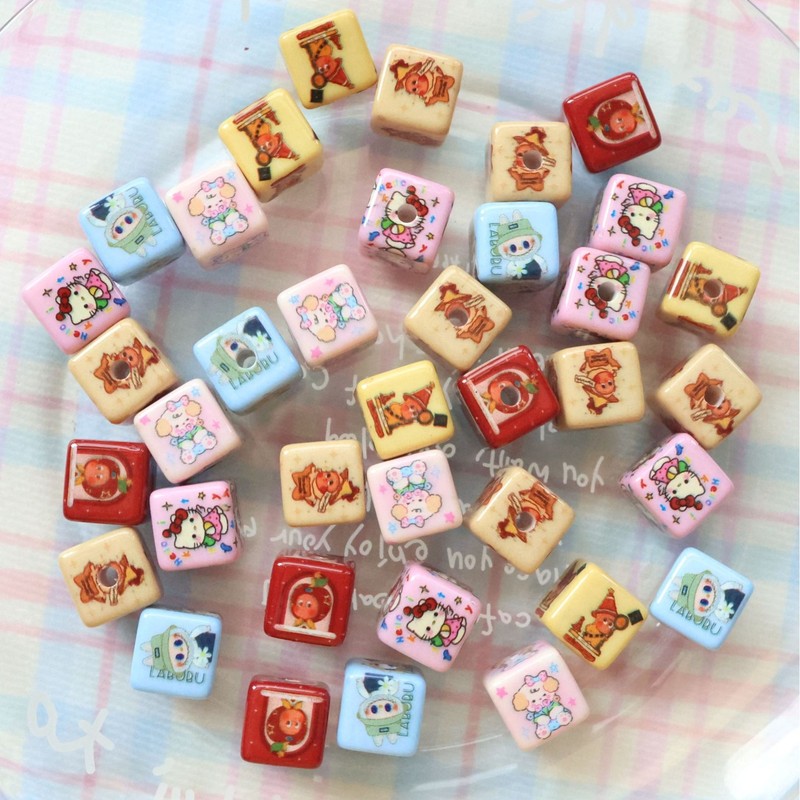 漫画プリントスクエアラブスターマンキティクマかわいいビーズ DIY ビーズ携帯電話チェーンペンダント素材|undefined