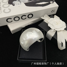 ����25cС���������ؐ���_�����CŮ�߼��н^���r�����猒���֭h