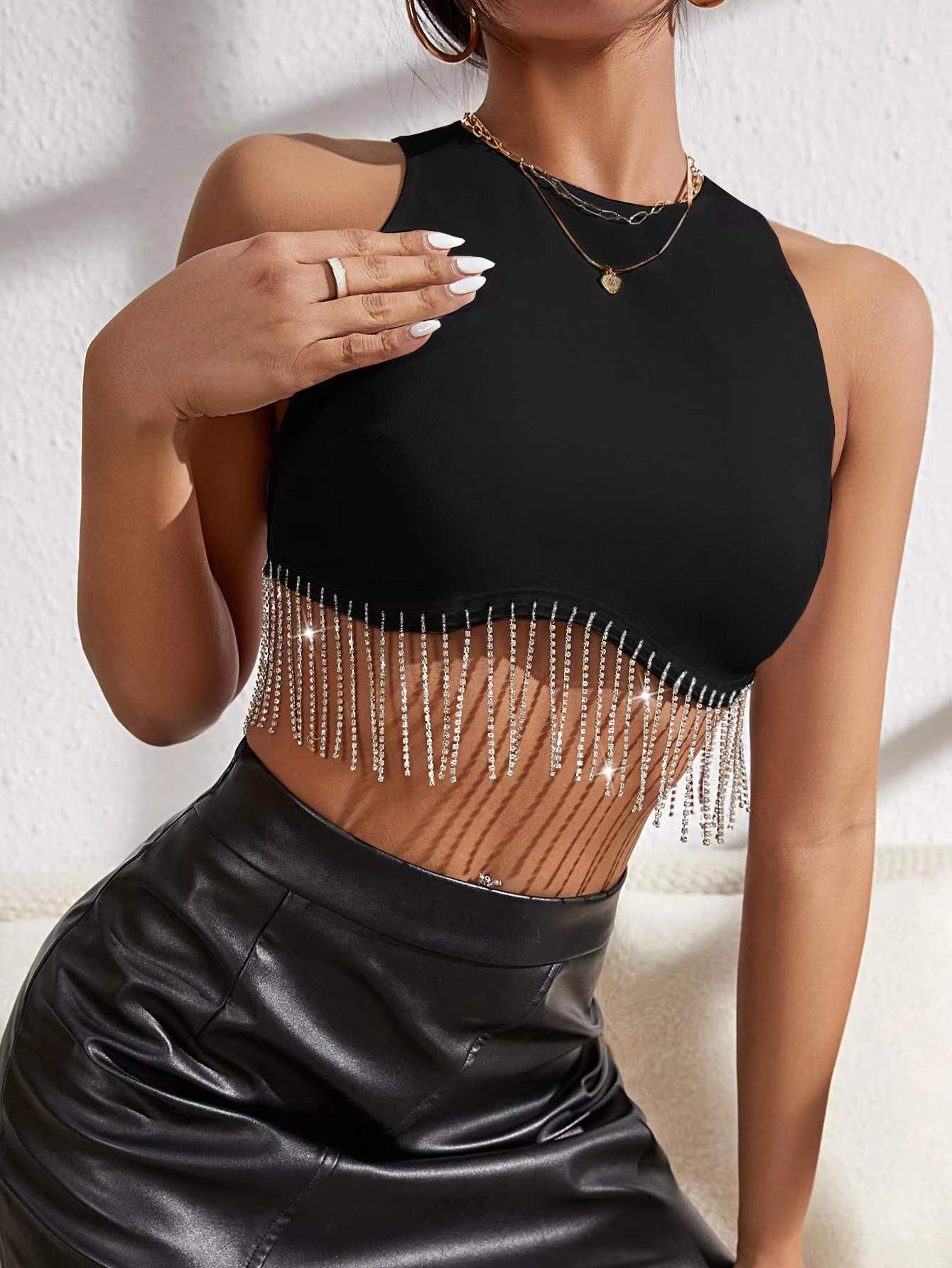 107g Weight Polyester Fabric Type Short Top Length Wrap Crop Top Tops Type Wholesale Women'S Streetwear Solid Color Tassel Tank Tops