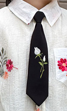 Галстук-батон в том же стиле