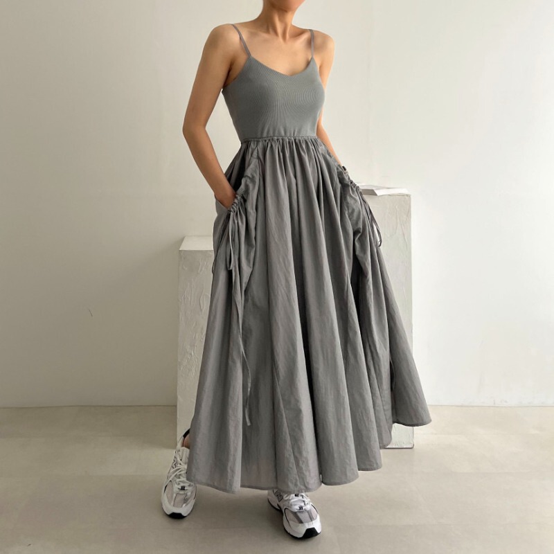 South Korea Chic Summer Simple Casual Long Dress Sleeveless Solid Color Strap Stitching Midi Pleated dress Women