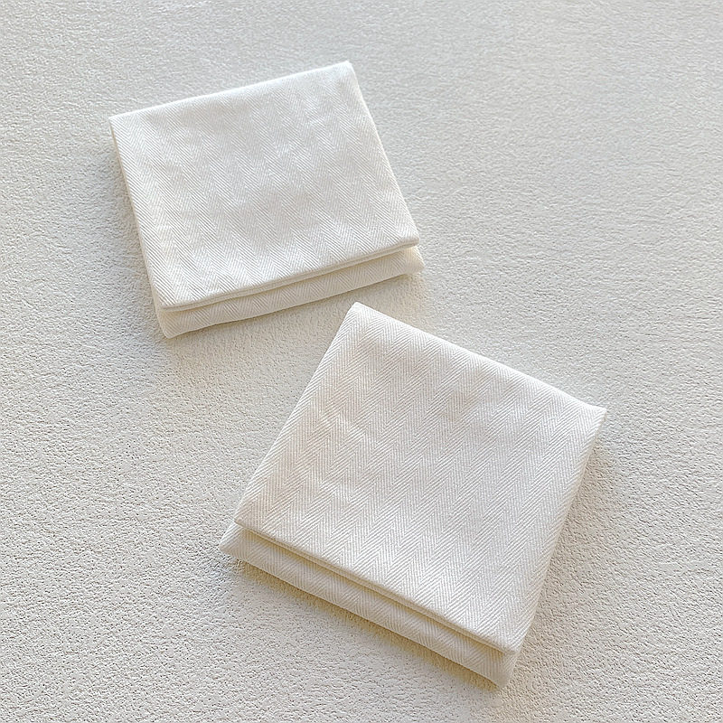 37B5FFCB3F8132645B1FB0EBD85935