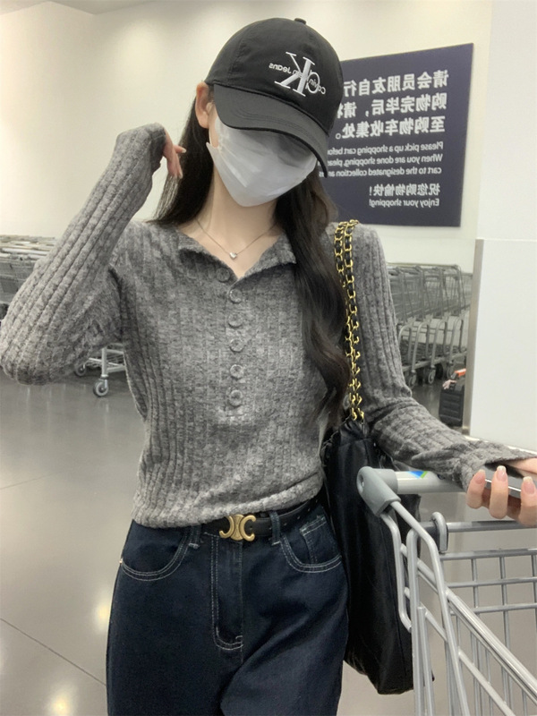 灰色针织毛衣女甜辣V领纽扣上衣2025春季小众复古坑条显瘦打底衫|undefined