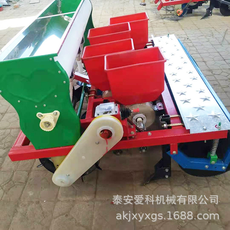 花生精播机免间苗花生点播机起垄花生种植机周口家用花生点播机