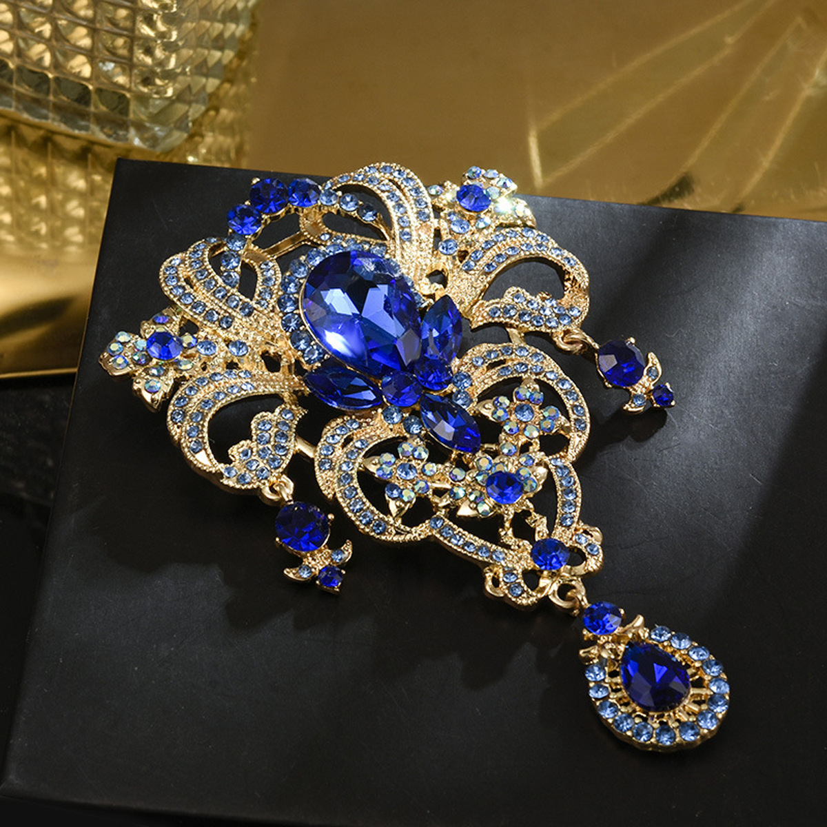creative high-end fashionable brooch drop-shaped