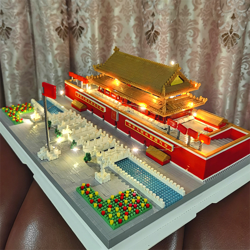 SKU-01-北京天安门灯光版 4728颗粒.jpg