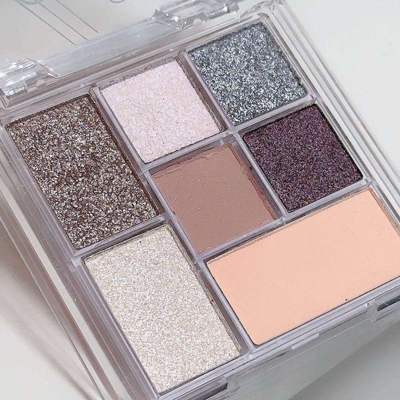 七色のつや消しのアイシャドーの皿の低い飽和の大きい地色の高い顔の値の怠惰な風の金華の化粧の化粧の平は多機能のアイシャドーに代わって|undefined